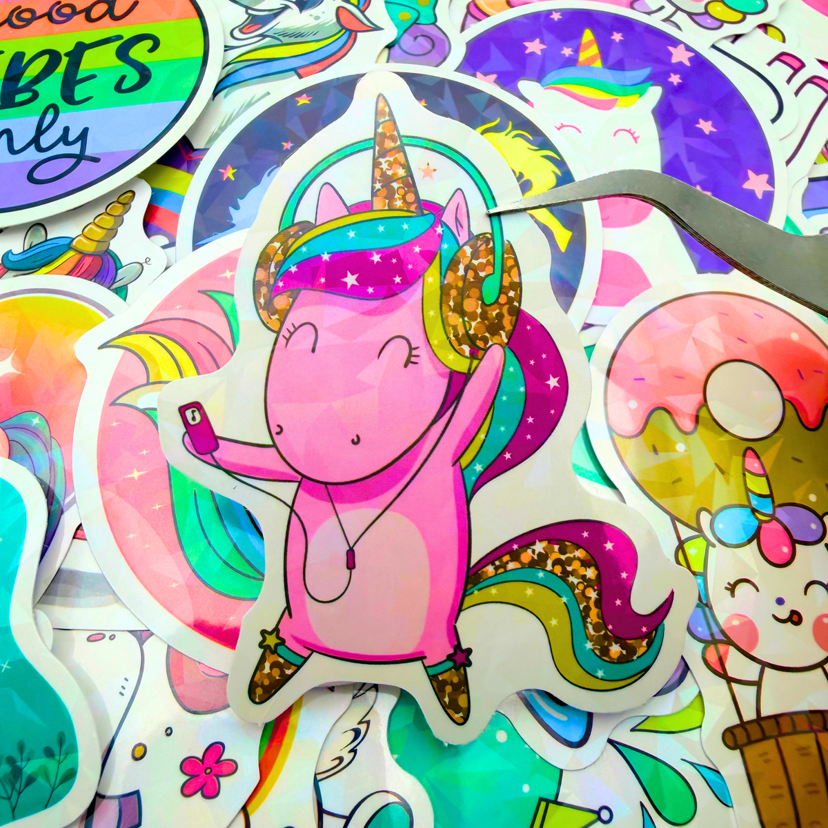 🦄✨ Magical Holographic Unicorn Stickers – 100 Pack!